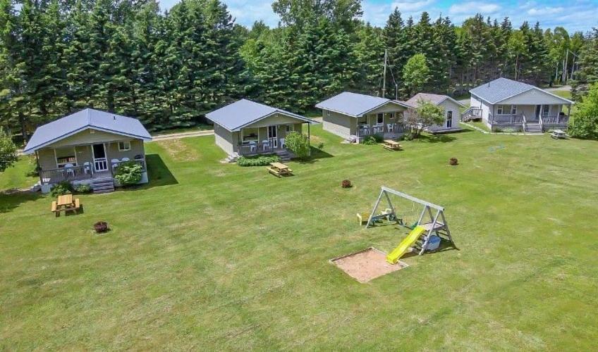 Fiddlers Green Country Cottages Pantai Brackley Bagian luar foto